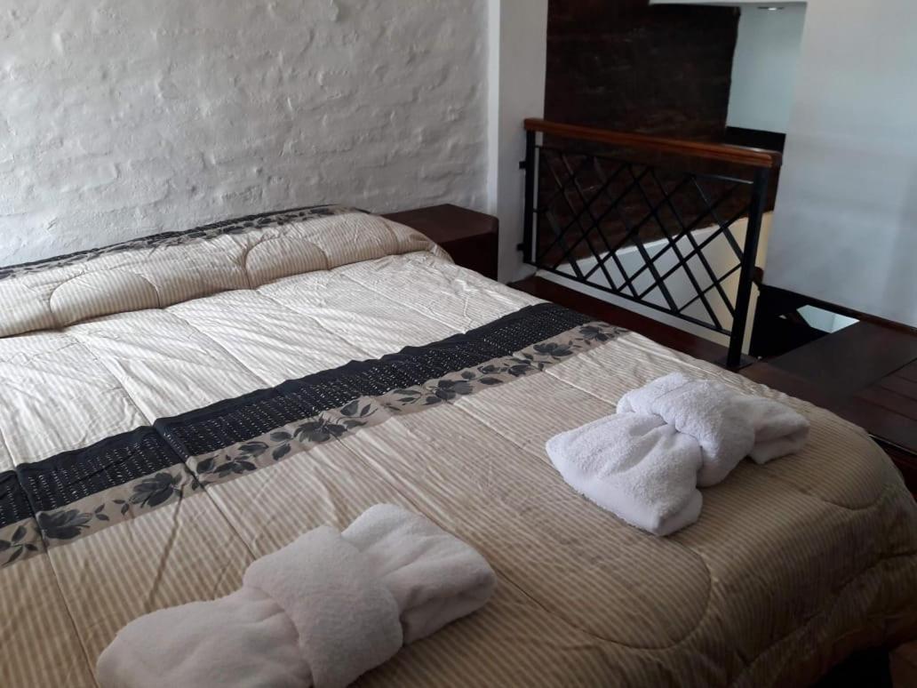 Posada Villa Club, Apart 3 Cerca Del Aeropuerto El Palomar Hurlingham エクステリア 写真
